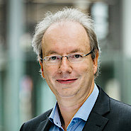 Portrait LANCOM Geschäftsführer Ralf Koenzen
